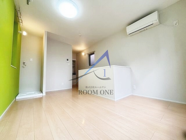 ロータスガーデン毛利の居間・リビング|洋室のお部屋です。