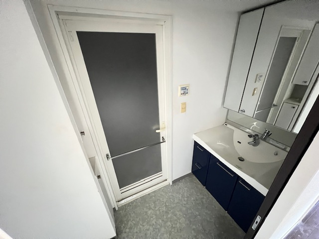 【脱衣所】 | クエストコート中井（A-27）