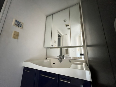 【独立洗面台】 | クエストコート中井（A-27）