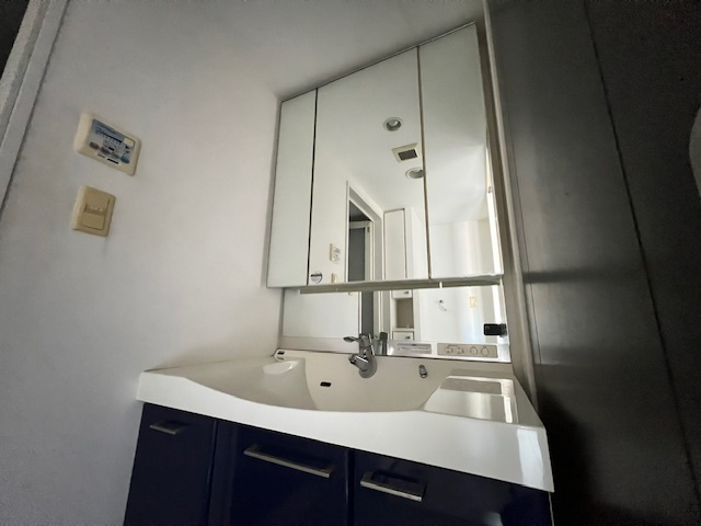 【独立洗面台】 | クエストコート中井（A-27）