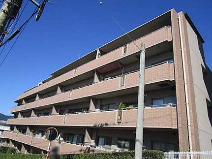 ローレルコート牛田不動院前の外観