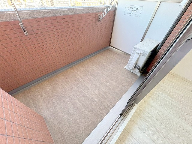 プレジオ十三のバルコニー