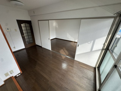 【居間・リビング】 | エクシブII番館 | 使いやすいリビングです