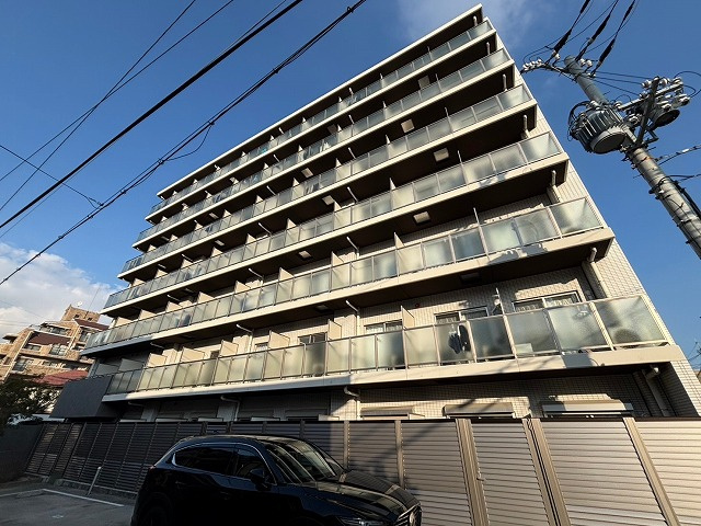 べラジオ三国駅前の外観