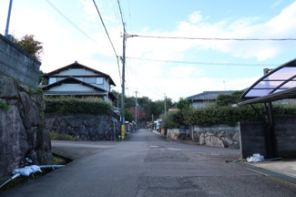 【前面道路含む現地写真】
