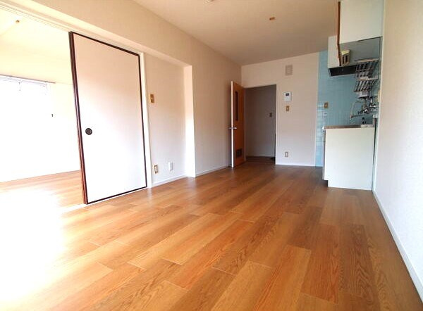 パークレジデンスの居間・リビング