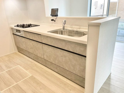 【キッチン】 | 潮来市日の出5丁目2号棟 | ご見学はお気軽に0476-37-3888までお問合せ下さい！