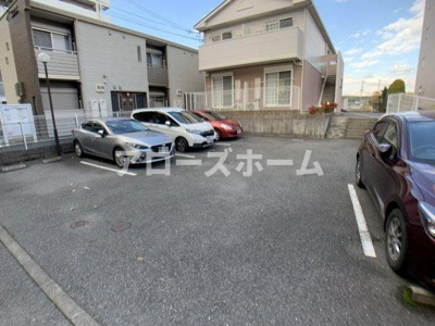 【駐車場】 | リバーサイド安藤 | ※室内写真は前回募集の1階住戸につきイメージです