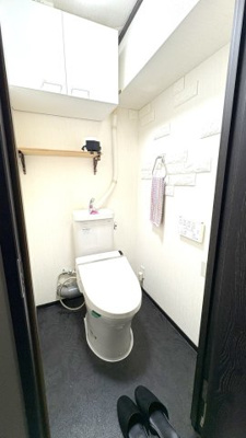 【トイレ】 | 香枦園スカイハイツ | トイレには快適な温水洗浄便座付き