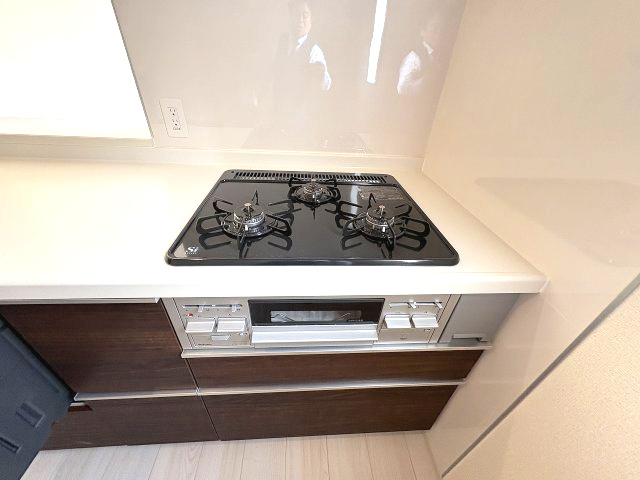 【キッチン】 | 福岡市南区若久6丁目　1号棟（全3棟）【仲介手数料無料・0円】 | 現地写真。
