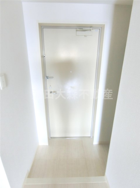 リヴシティ大森町の玄関