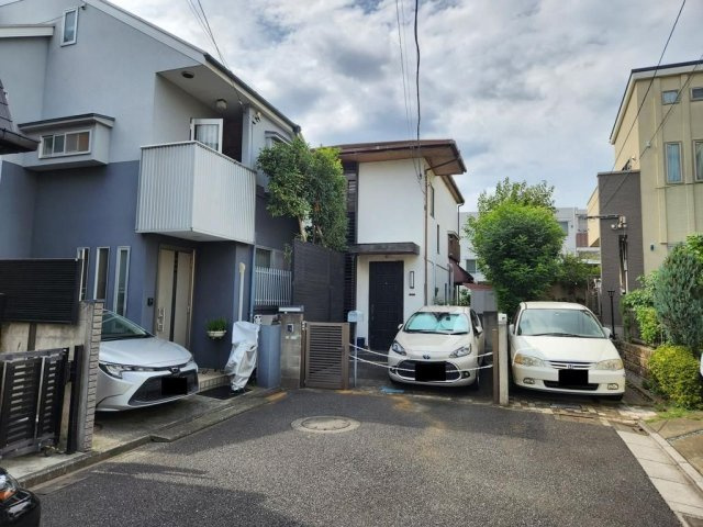 世田谷区上祖師谷2丁目　中古戸建の外観