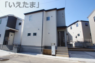 【外観】 | 【仲介手数料無料！！】稲城市若葉台1丁目　新築戸建て（全9区画）5号棟 5780万円 | 5号棟　令和8年2月7日撮影　建築中