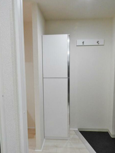 b'CASA Hikifuneの玄関