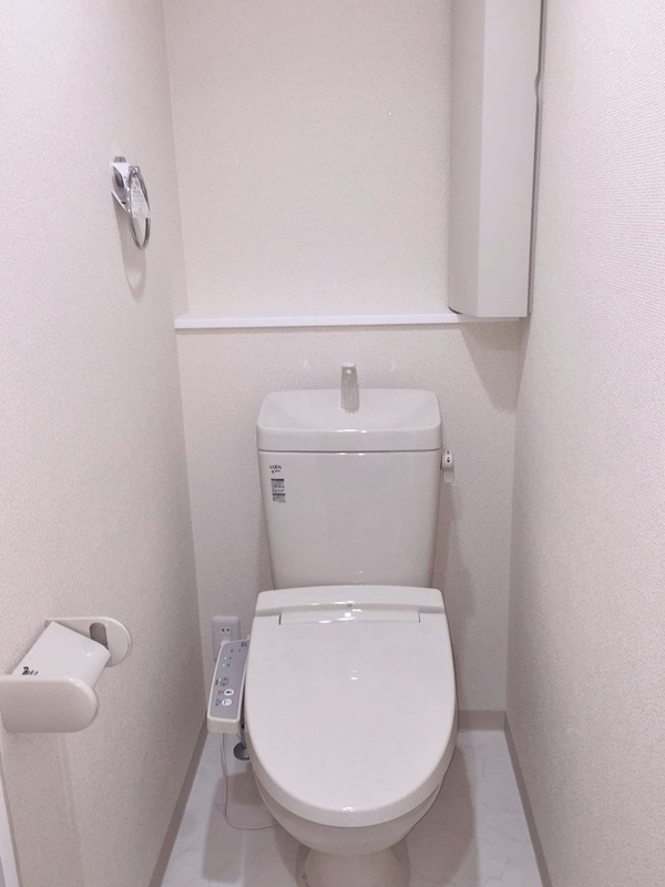 b'CASA Hikifuneのトイレ