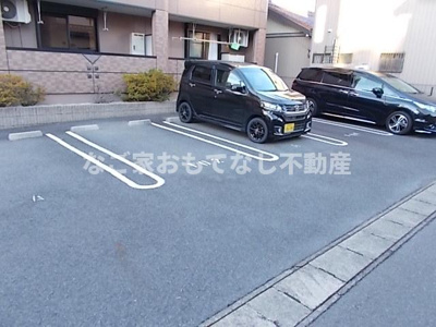 【駐車場】 | グランブルー