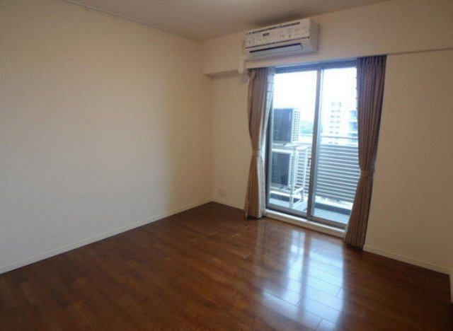 グランマークス東松戸の洋室|明るく開放的な洋室は、どんな家具も映えるキャンバス。自分らしい空間づくりが楽しめます。