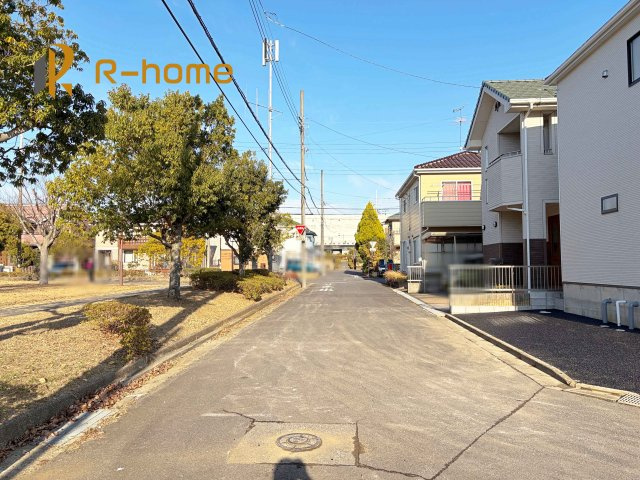 龍ケ崎市白羽第9　新築戸建て　1号棟の前面道路含む現地写真|堂々！建物完成♪実際のお部屋をご見学可能です♪
ご見学が一番の資料！お気軽にお問い合わせ下さい♪