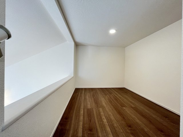 【収納】 | 福岡市南区若久6丁目　2号棟（全3棟）【仲介手数料無料・0円】 | 現地写真。ロフト収納