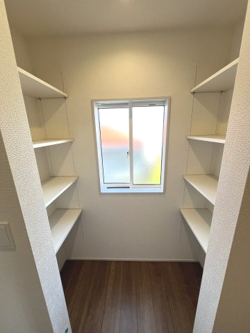 【収納】 | 福岡市南区若久6丁目　2号棟（全3棟）【仲介手数料無料・0円】 | 現地写真。