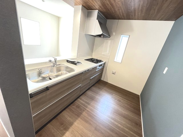 【キッチン】 | 福岡市南区若久6丁目　2号棟（全3棟）【仲介手数料無料・0円】 | 現地写真。