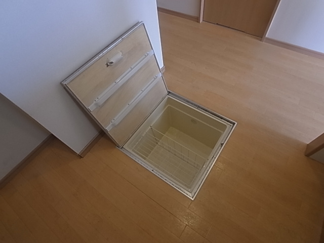 神戸市兵庫区石井町３丁目のアパート