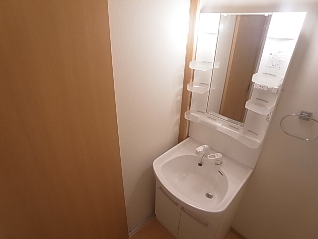 神戸市兵庫区石井町３丁目のアパートの洗面所|シャンプードレッサー