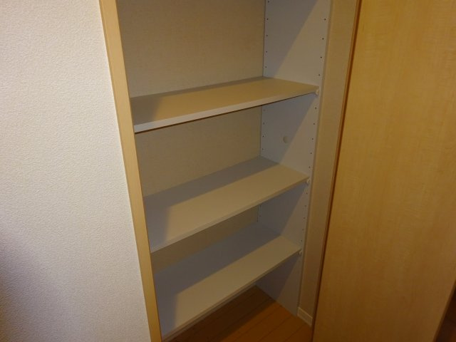 セレーナＡの収納