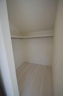 【外観：施工例】 | 【仲介手数料無料！！】稲城市若葉台1丁目　新築戸建て（全9区画）6号棟 6080万円 | 画像はワイドバルコニータイプ