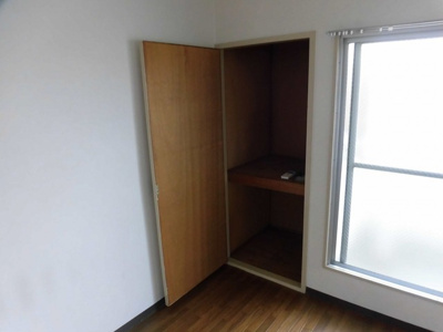 【収納】 | メゾン鳩ヶ瀬 | 大切な衣類を収納できるクローゼットです