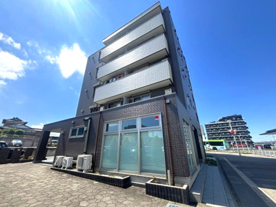 【外観】 | オークリーフ | ★駅まで1分★オートロック★追炊き★エレベーター★エアコン★