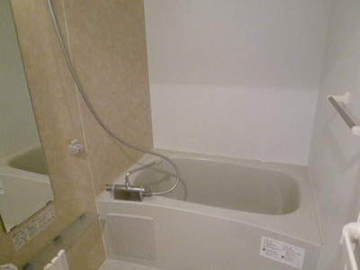 【浴室】 | オークリーフ | ゆったり過ごせるお風呂です