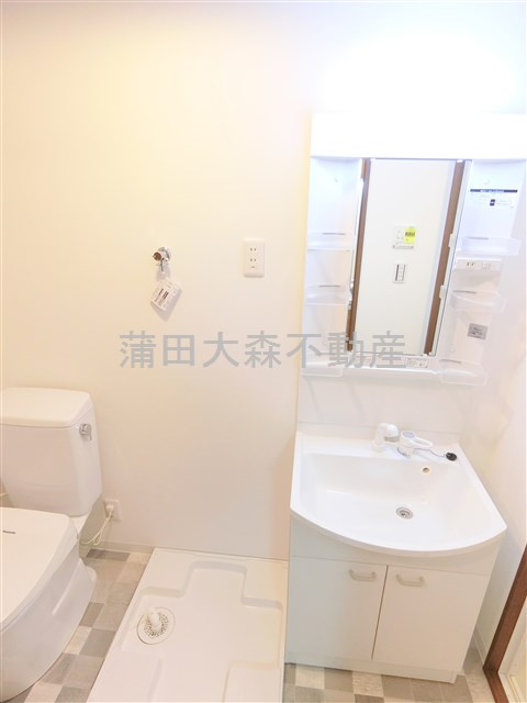 ファブール蒲田の洗面所|独立洗面台　洗濯機置き場　洗面脱衣所