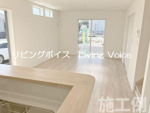 【居間・リビング】 | 【仲介手数料０円】厚木市関口第17　新築一戸建て | 厚木市関口第17　新築一戸建て