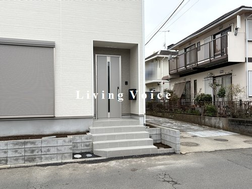 【エントランス】 | 【仲介手数料０円】厚木市関口第17　新築一戸建て | 厚木市関口第17　新築一戸建て