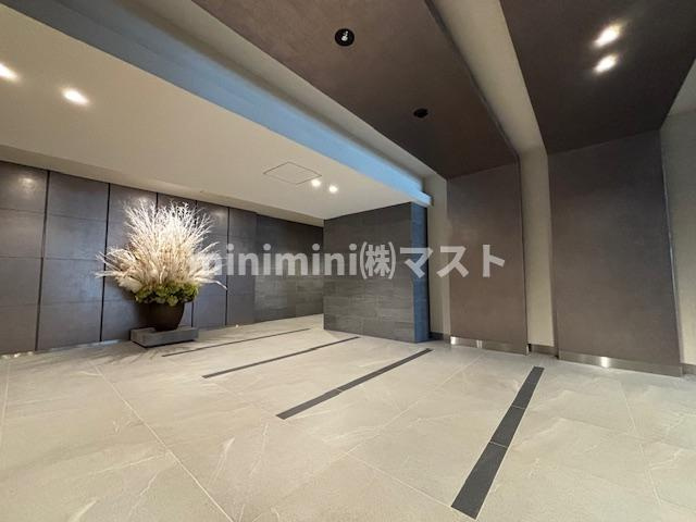 ソルティア東梅田のロビー