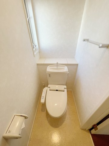 郡山市緑ヶ丘5丁目　緑ヶ丘一小・緑ヶ丘中の発電・温水設備