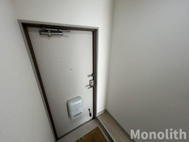 クレアール忠岡の玄関