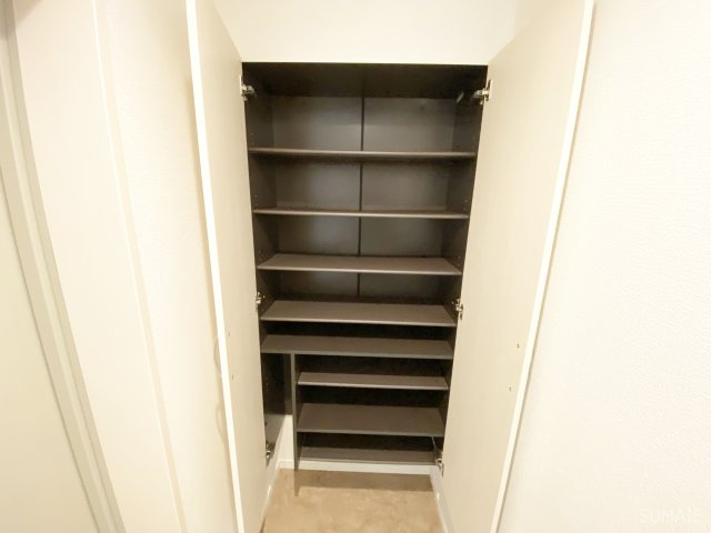 グランヴレーユの玄関|シューズボックスです。