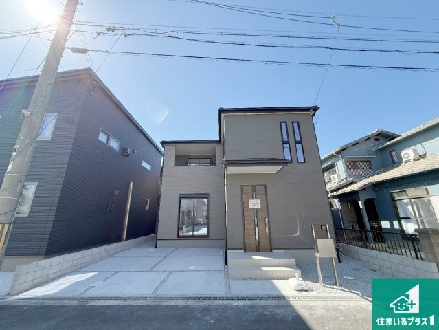 泉佐野市南中樫井　新築一戸建ての外観|お客様に長く安心して住んでいだだける事にこだわった家づくり！住んでからのアフターサービスにもしっかりと取り組んでいます！