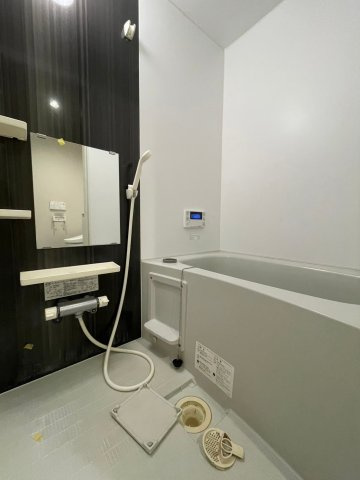 ロワジール宝塚の浴室