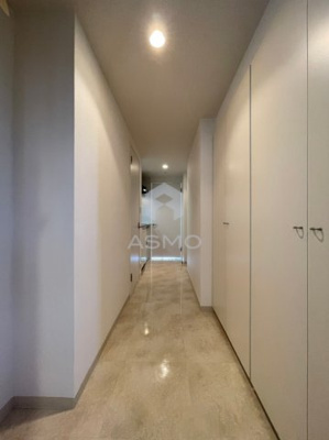 【玄関】 | メゾン・ド・ヴィレ大阪城公園前