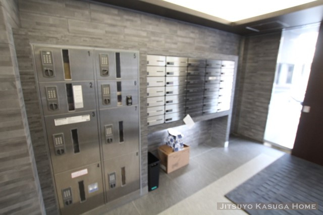 【エントランス】