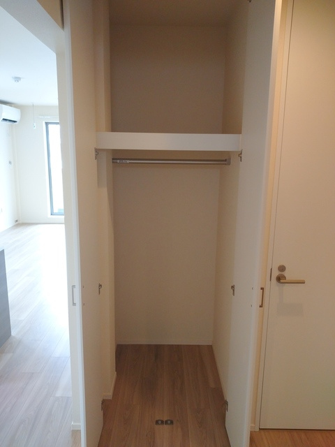 （シニア限定）ヴィレッジすくねの収納|廊下にも収納があります