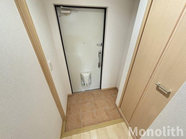 メゾンアウローラの玄関