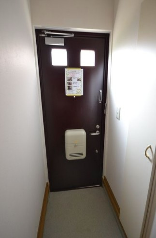 グレイス代々木の玄関