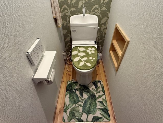 【商談中】南軽井沢 風越エリア 大通り沿いの6LDK 中古戸建のトイレ