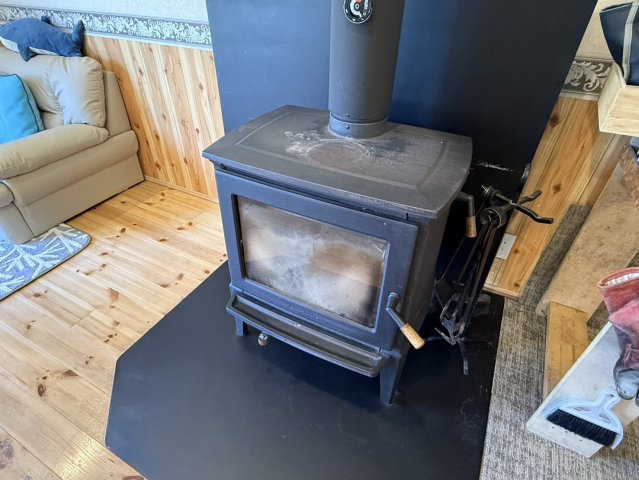 【商談中】南軽井沢 風越エリア 大通り沿いの6LDK 中古戸建の冷暖房・空調設備