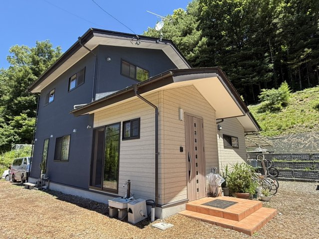 南軽井沢 風越エリア 大通り沿いの6LDK 中古戸建