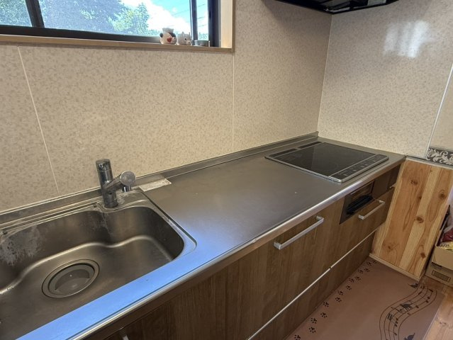 【商談中】南軽井沢 風越エリア 大通り沿いの6LDK 中古戸建のキッチン